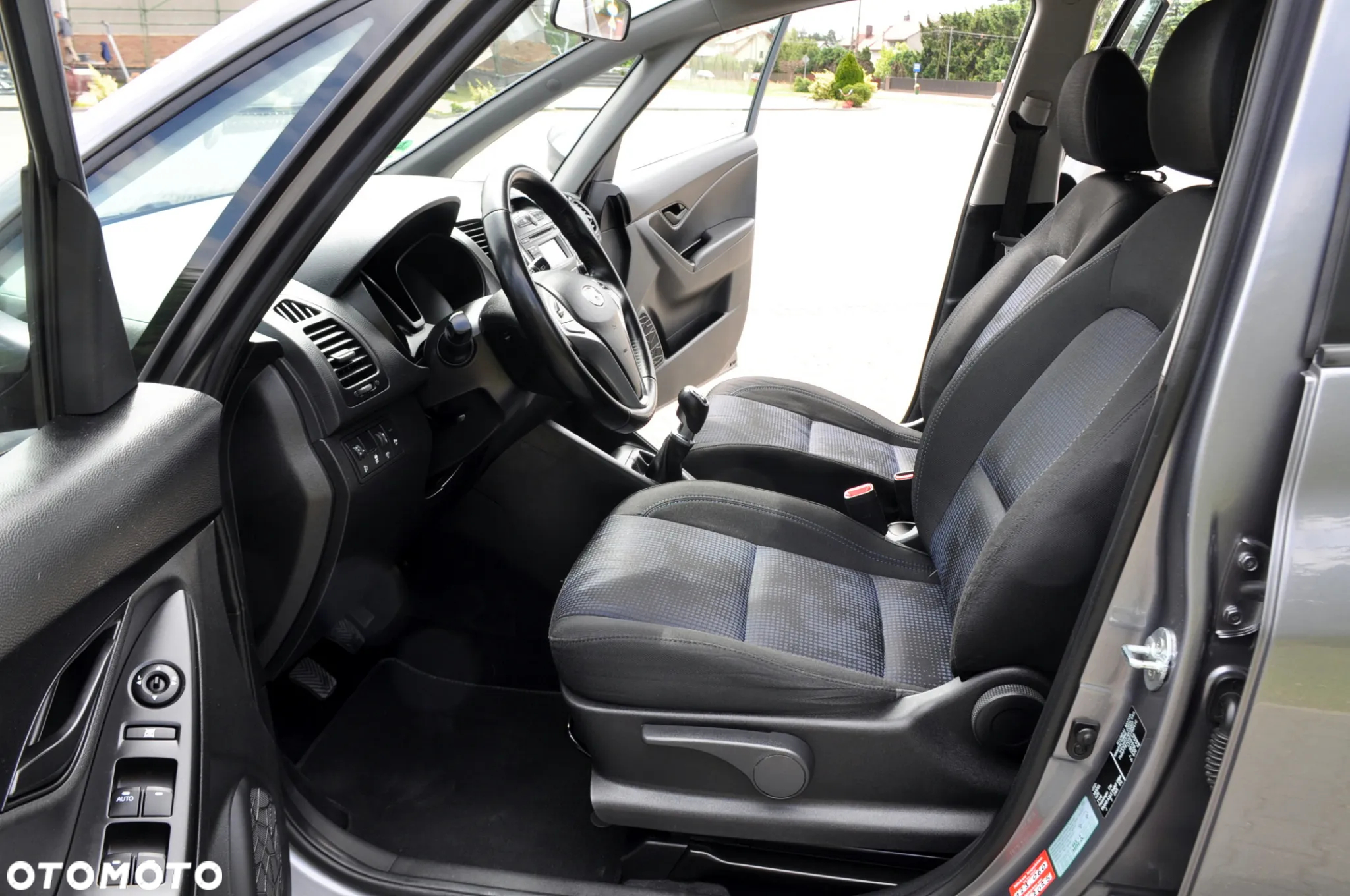Hyundai ix20 1.4 Premium - 22