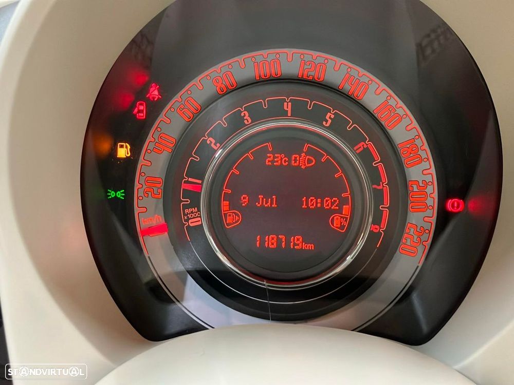 Fiat 500 1.0 Hybrid Lounge - 12