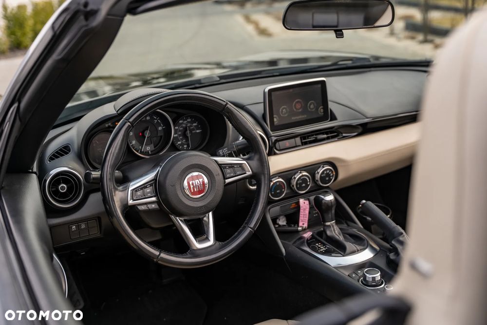 Fiat 124 Spider - 34