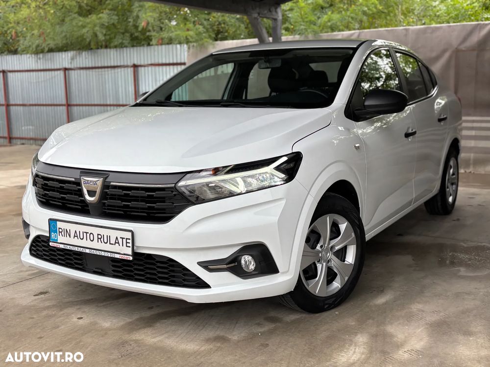 Dacia Logan TCe 90 Essential - 4