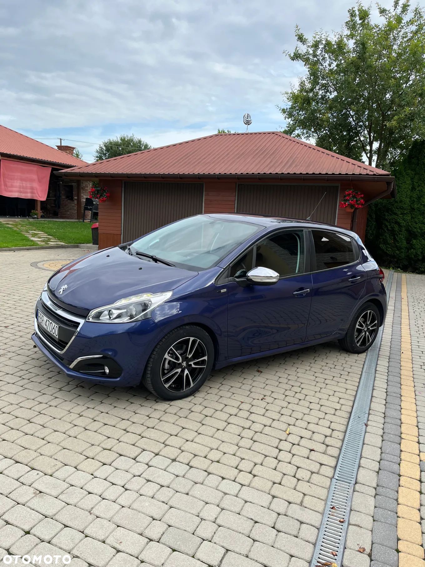 Peugeot 208 1.6 BlueHDi Active - 1