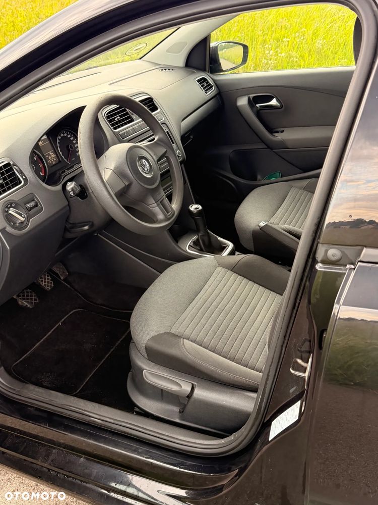 Volkswagen Polo 1.4 16V Comfortline - 11