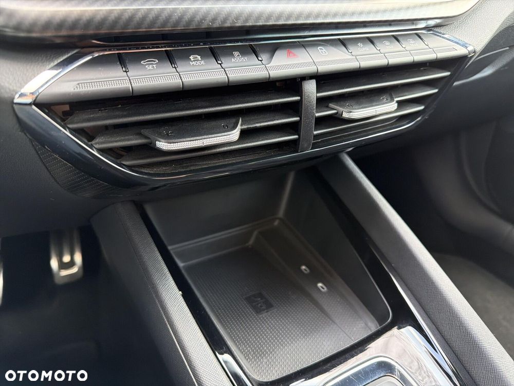 Skoda Octavia 2.0 TDI RS DSG - 32