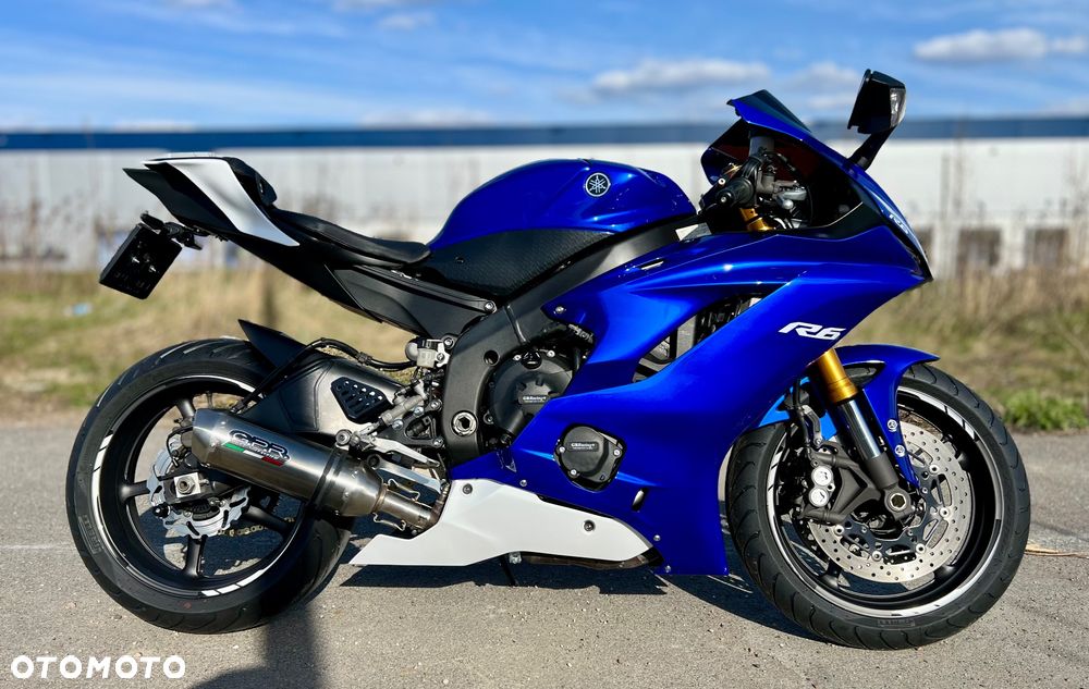 Yamaha R6 - 12