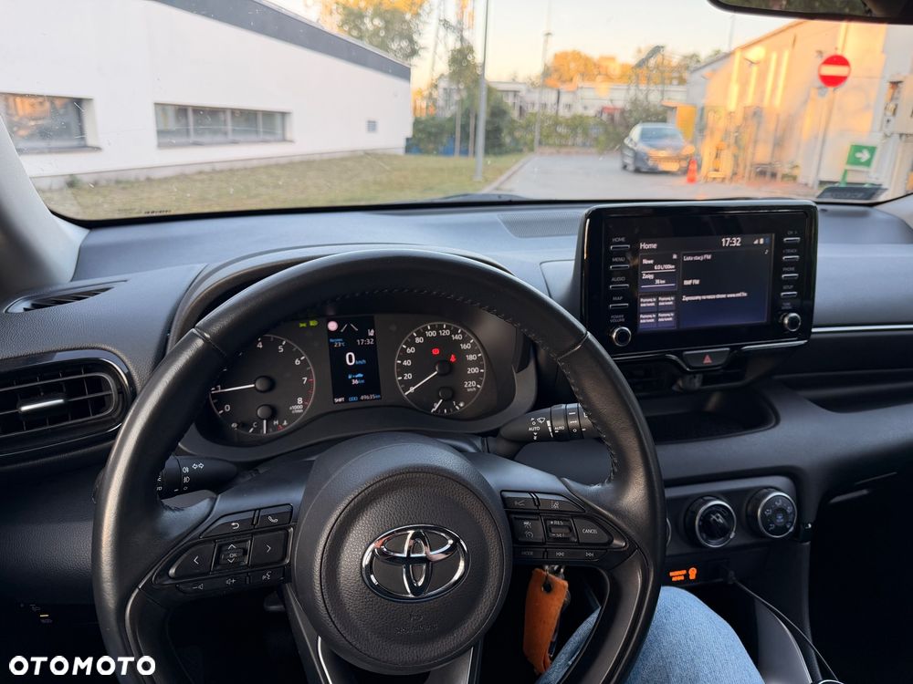 Toyota Yaris 1.5 Comfort - 17