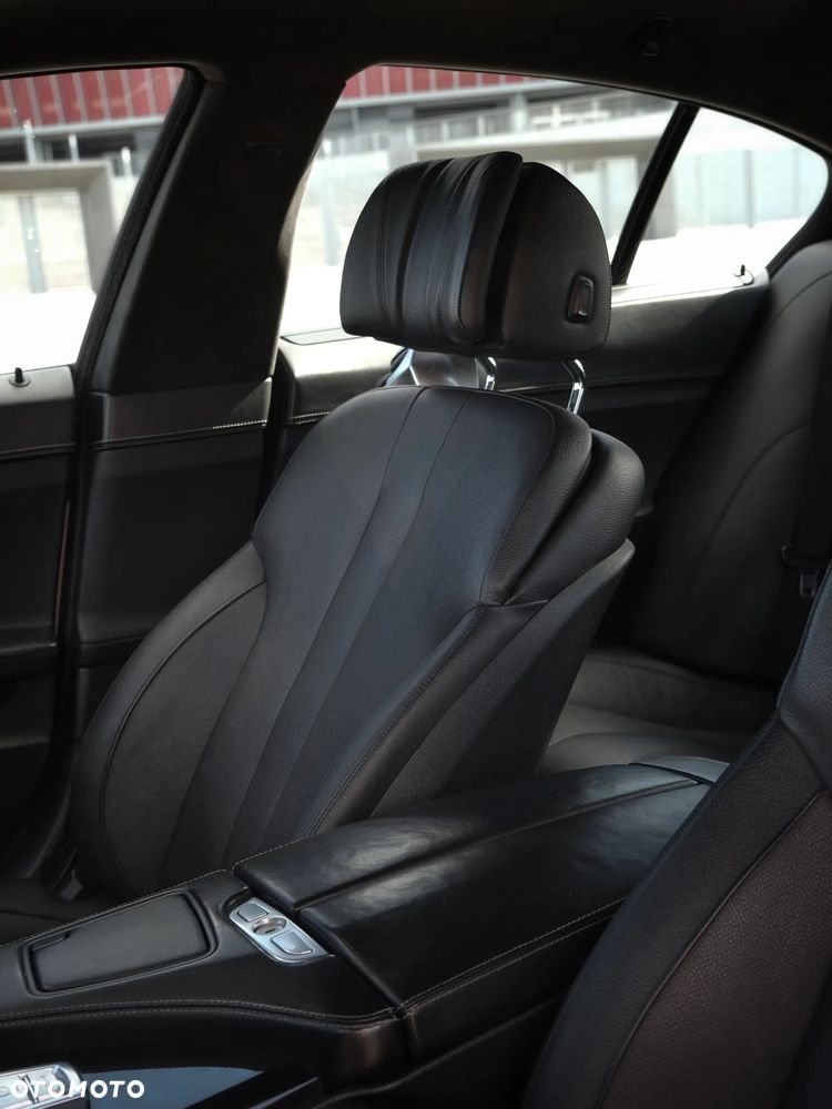 BMW Seria 6 640i - 13