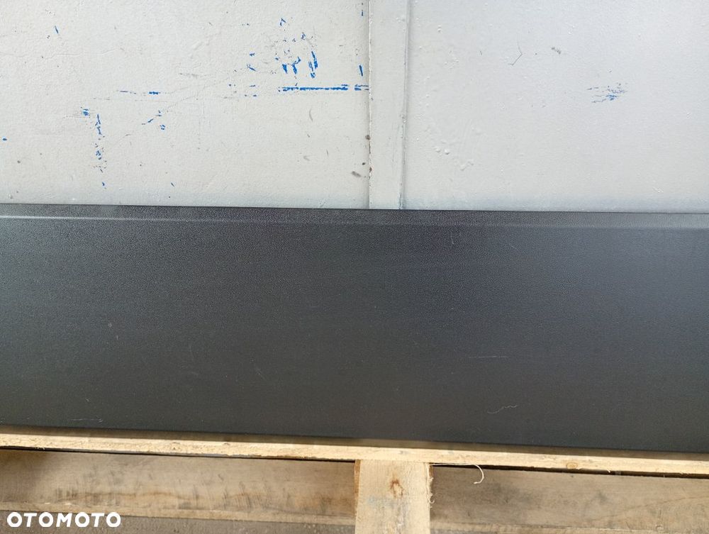 listwa boczna lewa vw crafter II man tge 2023r 7C0853517A - 4