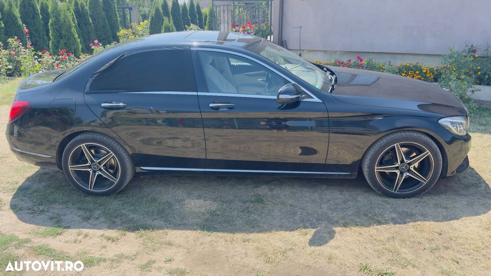 Mercedes-Benz C - 4