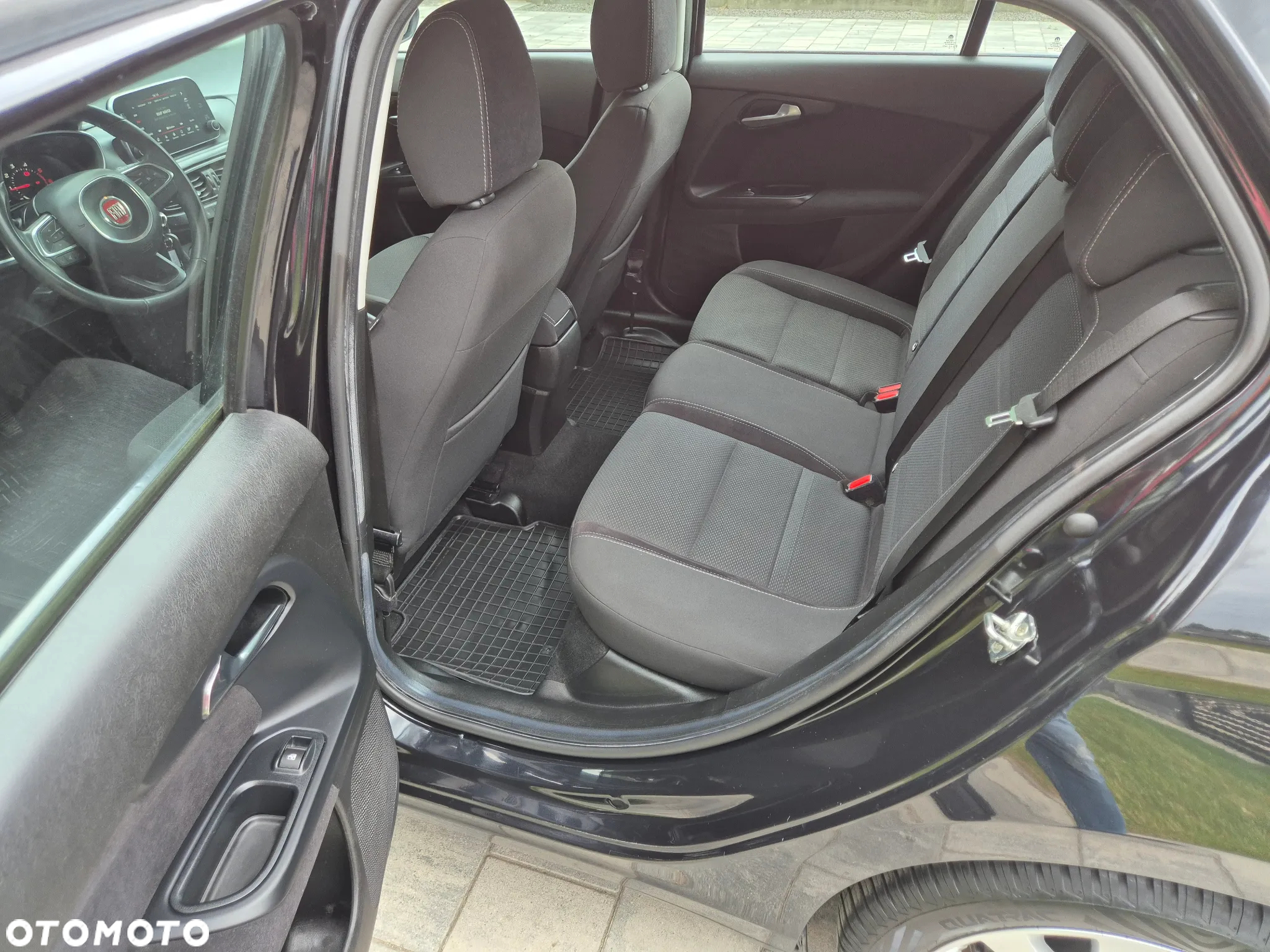 Fiat Tipo - 18