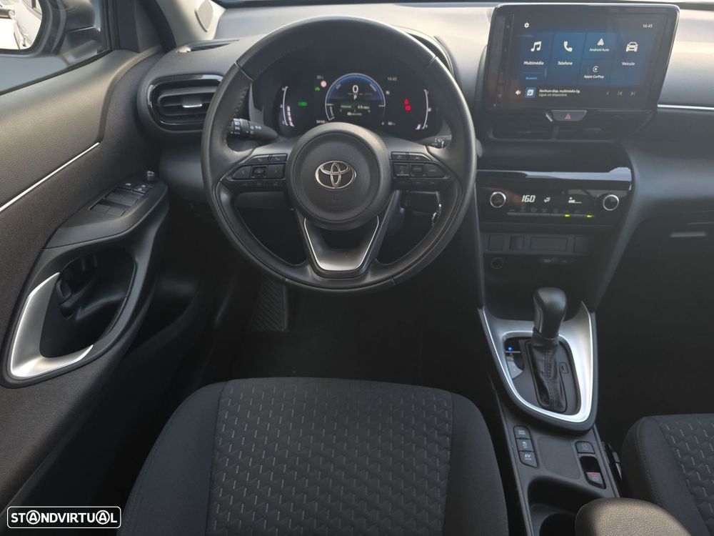 Toyota Yaris Cross - 13