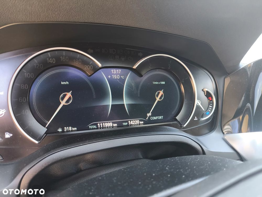 BMW Seria 3 318d Edition Luxury Line Purity - 7