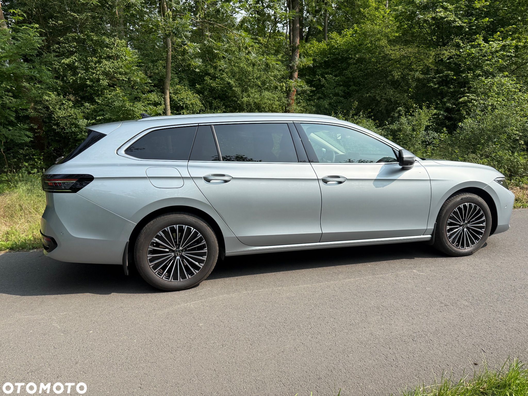 Volkswagen Passat 1.5 TSI EVO Elegance DSG - 1