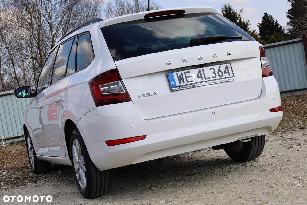 Skoda Fabia 1.0 TSI Ambition - 6