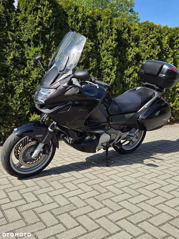 Honda NTV - 1