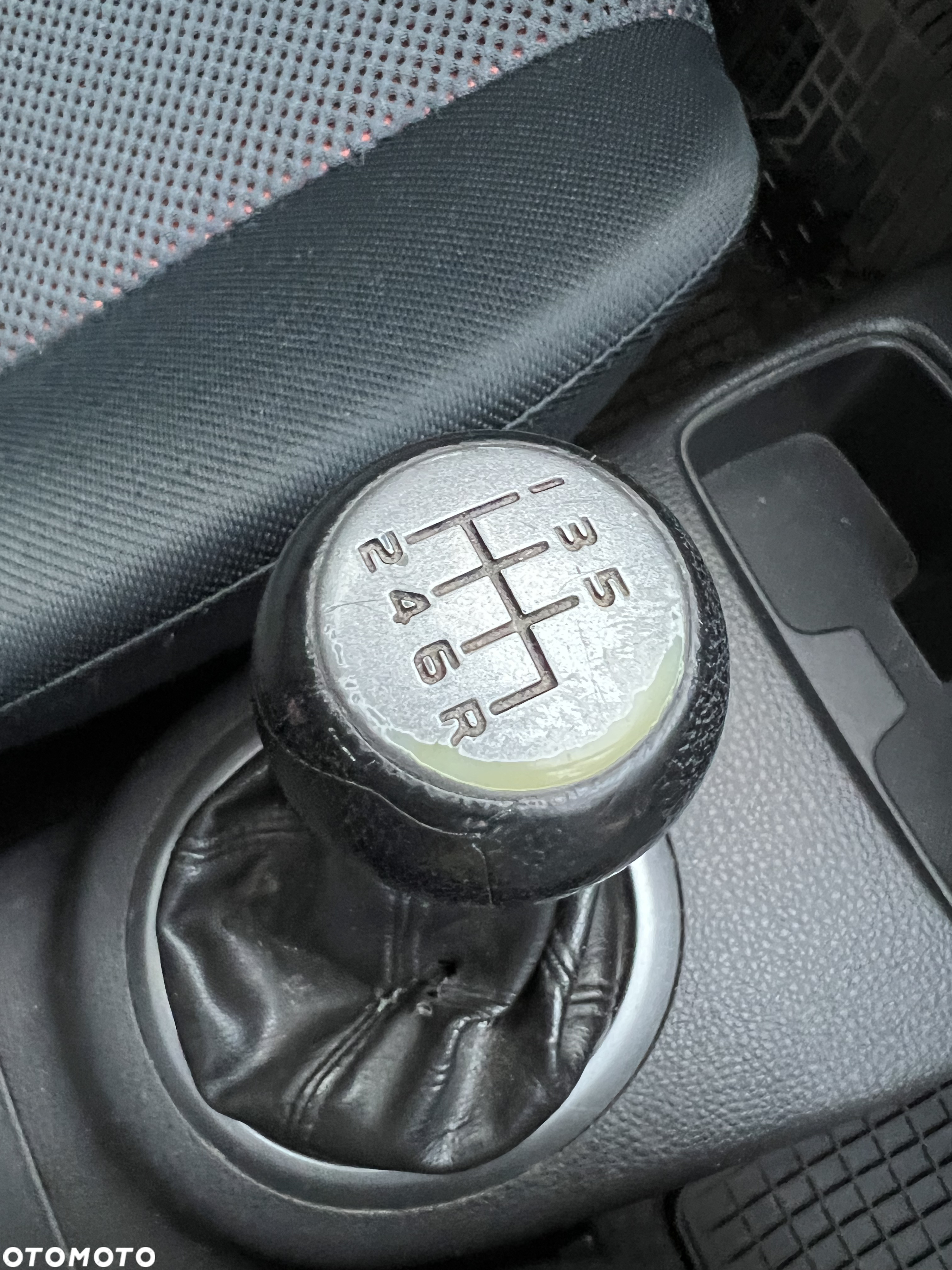 Suzuki SX4 1.9 DDiS 4WD GS / Premium - 16