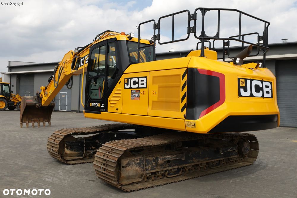 JCB 220X - 36
