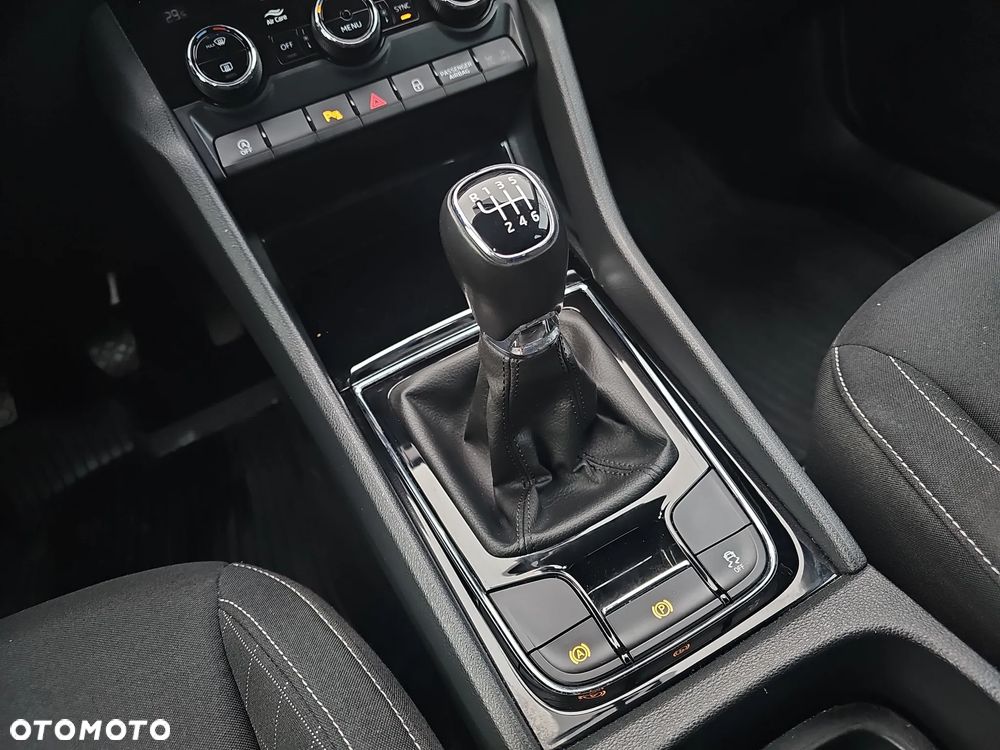 Skoda Karoq 1.5 TSI ACT 4x2 Ambition - 21