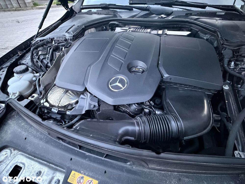 Mercedes-Benz Klasa C 220 d 9G-TRONIC AMG Line - 35
