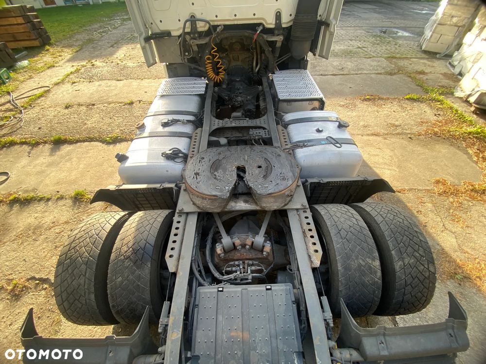 Mercedes-Benz actros - 6