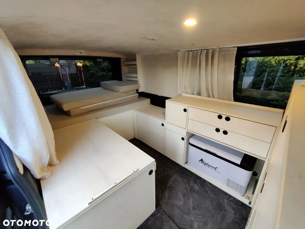 Renault Trafic - 2