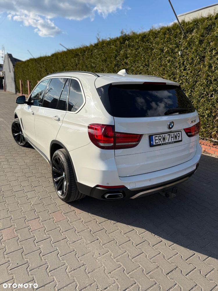 BMW X5 xDrive40d - 13