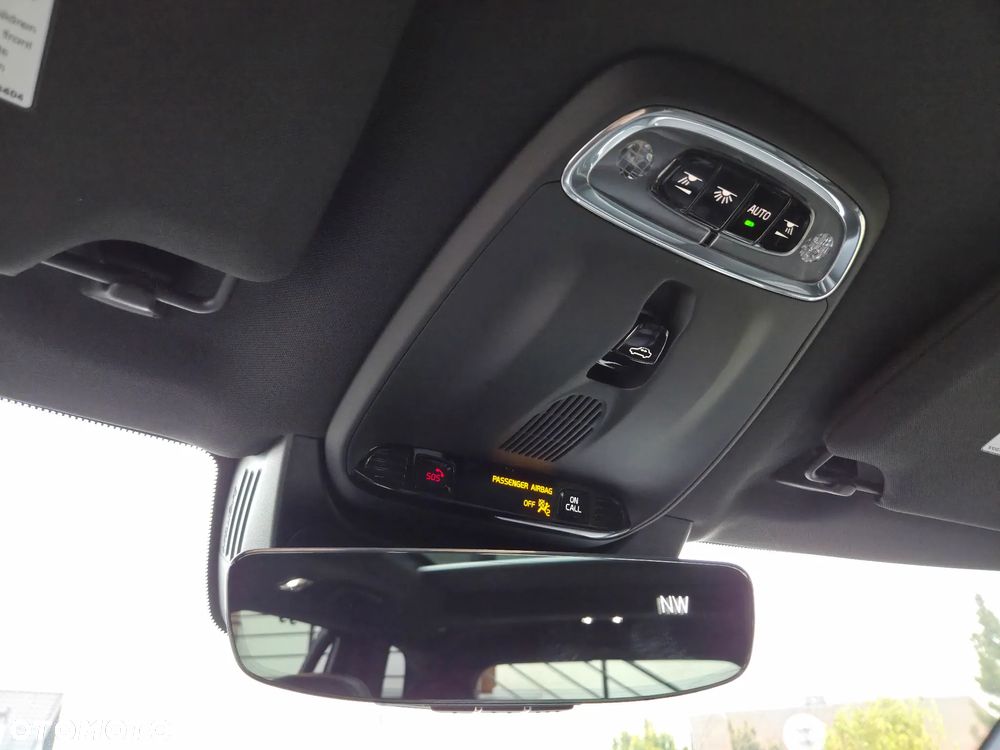 Volvo XC 90 T6 AWD R-Design 7os - 35