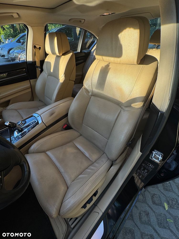 BMW Seria 7 730d - 8