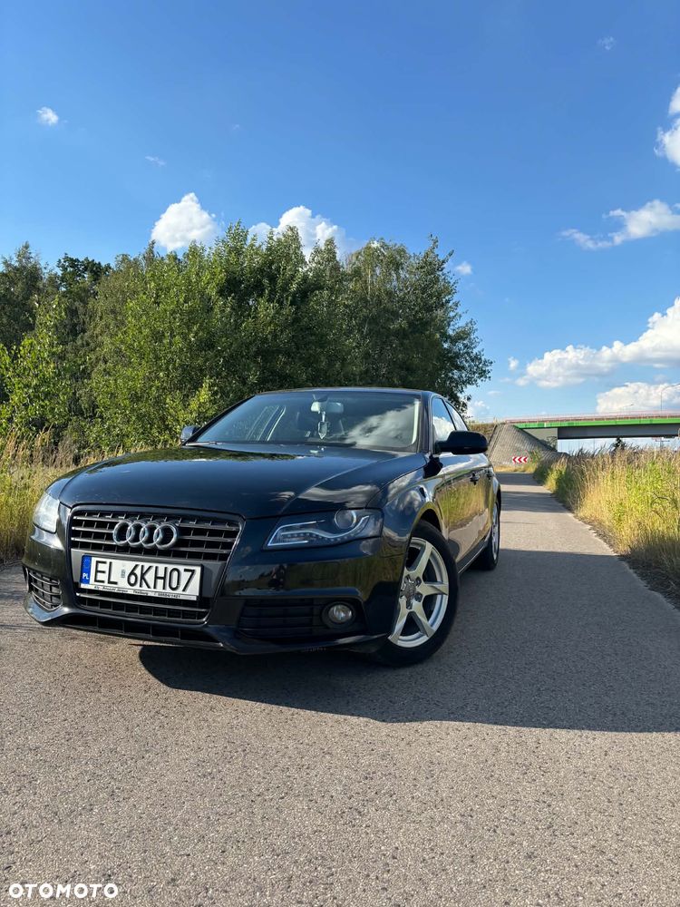 Audi A4 Limousine