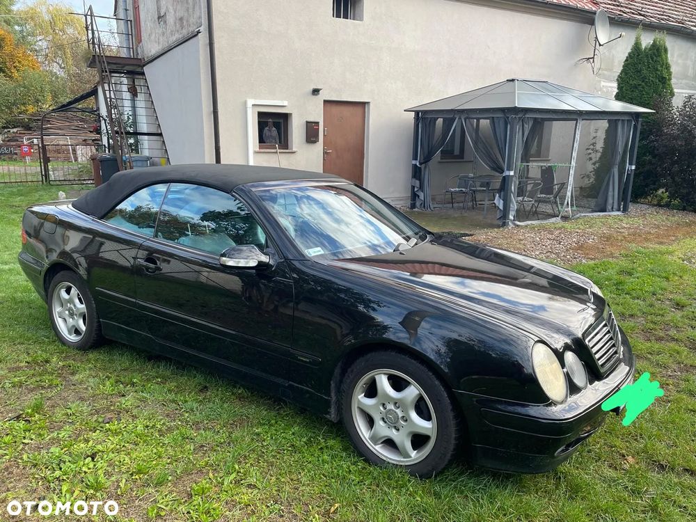 Mercedes-Benz CLK - 17