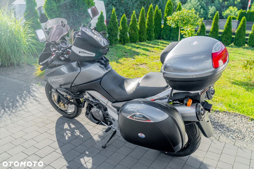Suzuki V-STROM - 8