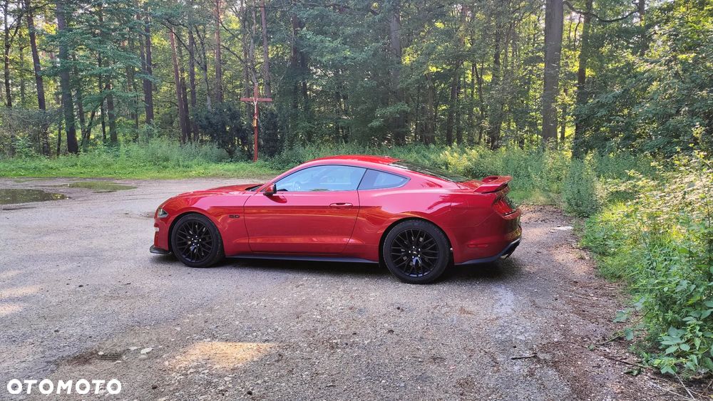 Ford Mustang - 5