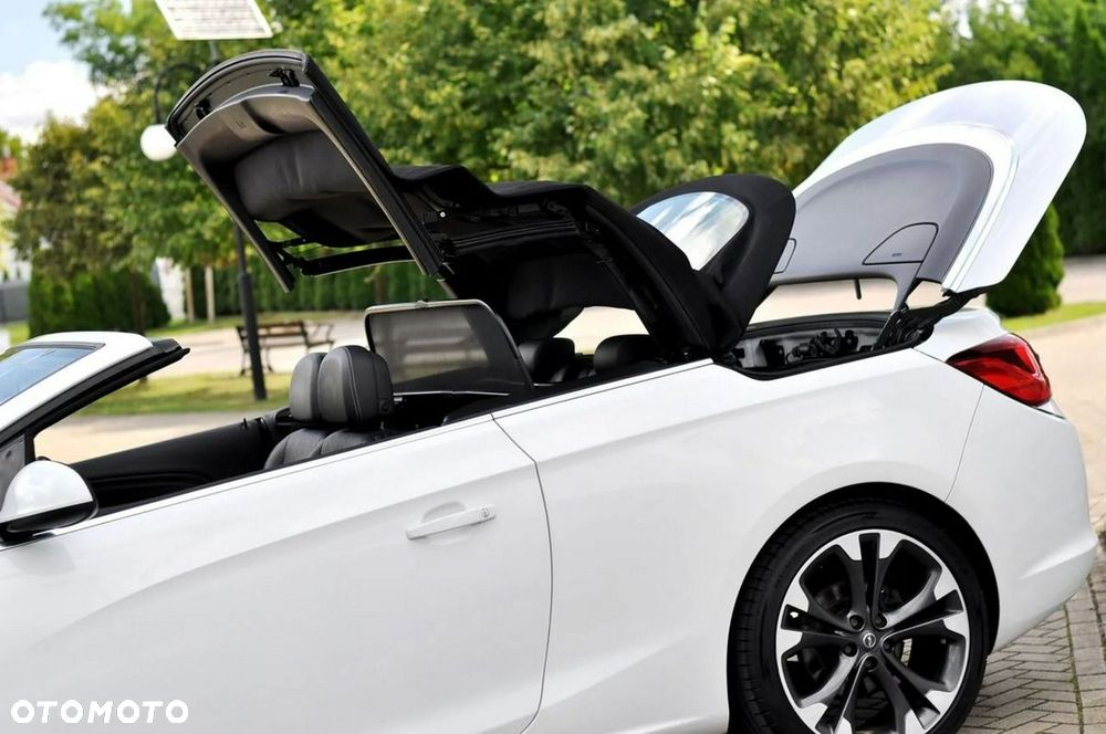 Opel Cascada - 11