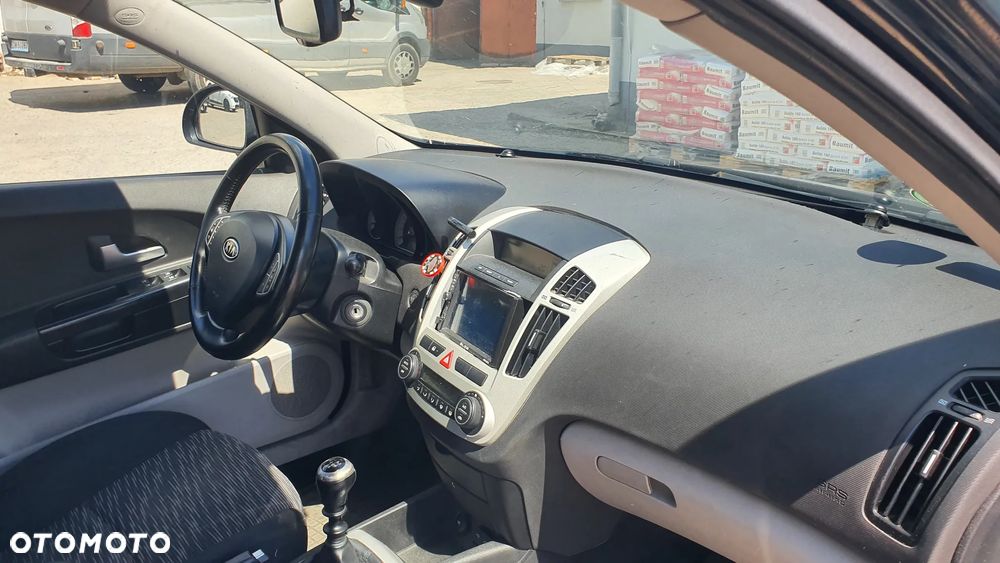 Kia Ceed 1.6 Crdi Comfort - 8