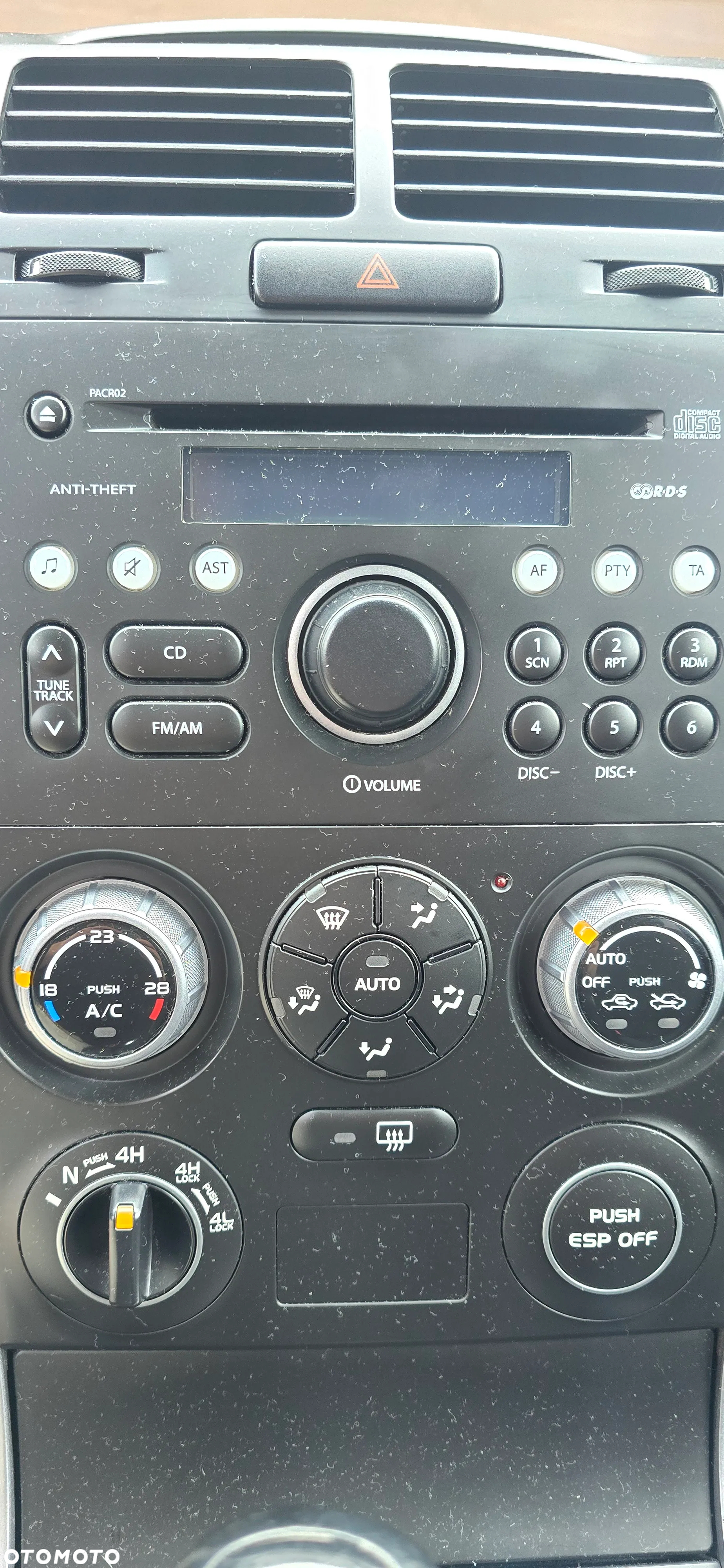 Suzuki Grand Vitara 1.9 DDiS Comfort - 22