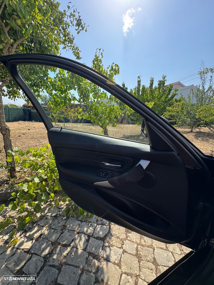 BMW 320 d Line Luxury Auto - 14