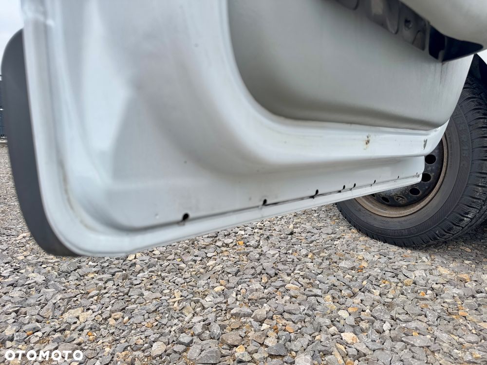 Opel Vivaro - 19