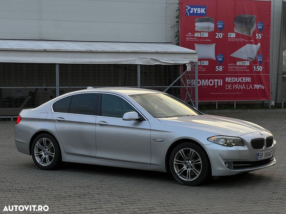 BMW Seria 5 525d xDrive - 4
