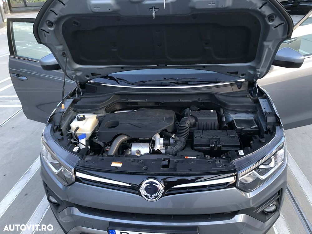 SsangYong Tivoli 1.5 T-GDi 2WD Automatik Amber - 2