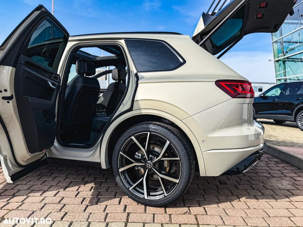 Volkswagen Touareg V6 TDI 4MOTION R-Line - 18