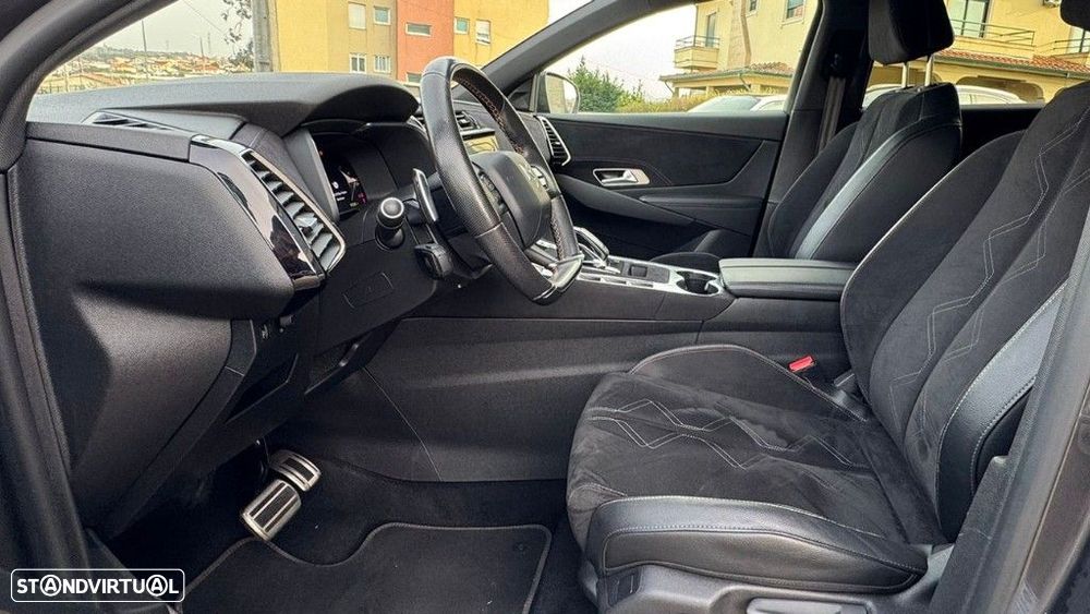 DS DS7 Crossback 1.5 BlueHDi Performance Line EAT8 - 19