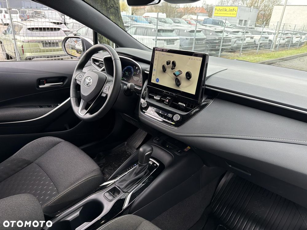 Toyota Corolla 1.8 Hybrid Comfort - 18