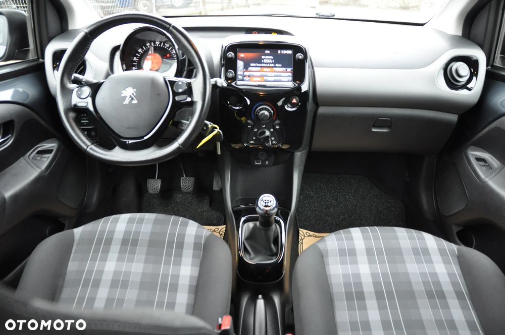 Peugeot 108 VTI 72 Top Allure - 8