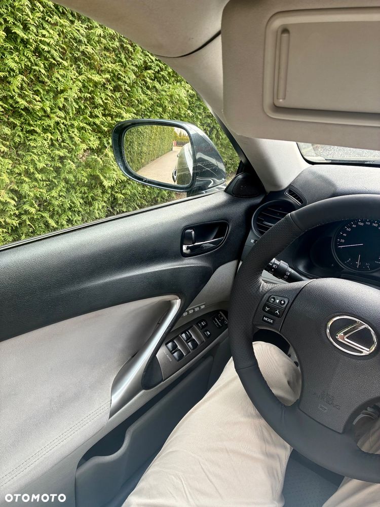Lexus IS 220 D Sport - 11