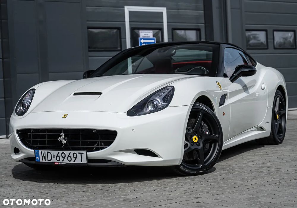 Ferrari California F1 DCT - 9