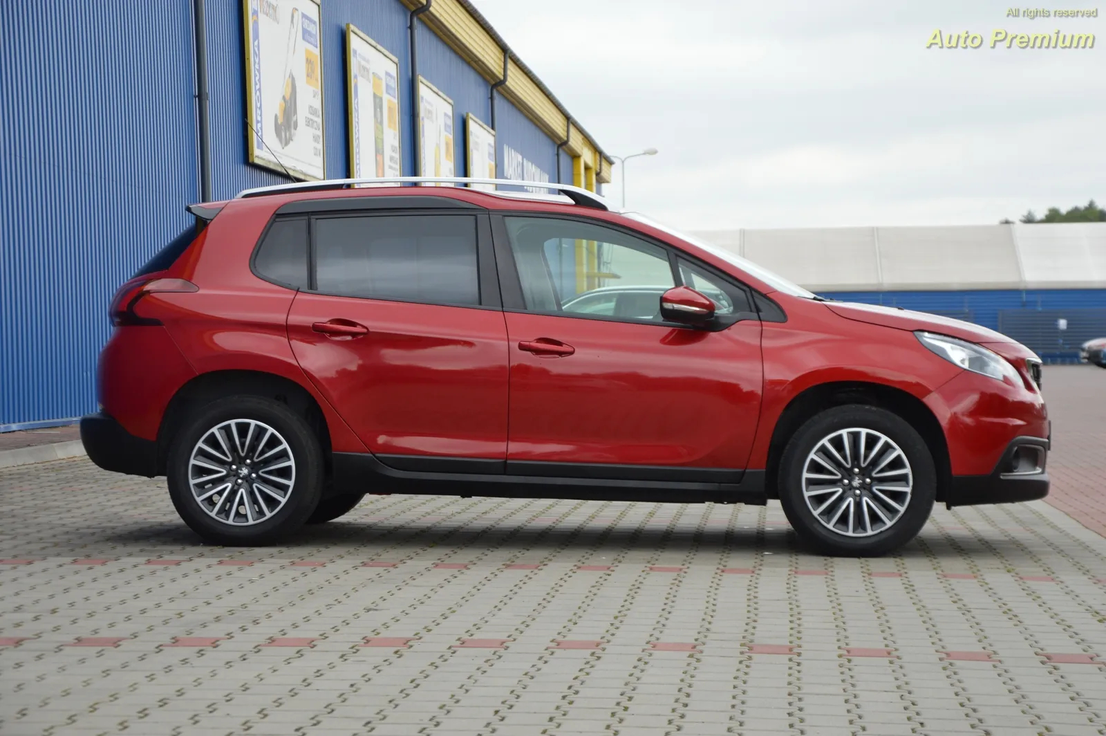 Peugeot 2008 1.2 Pure Tech Active - 12