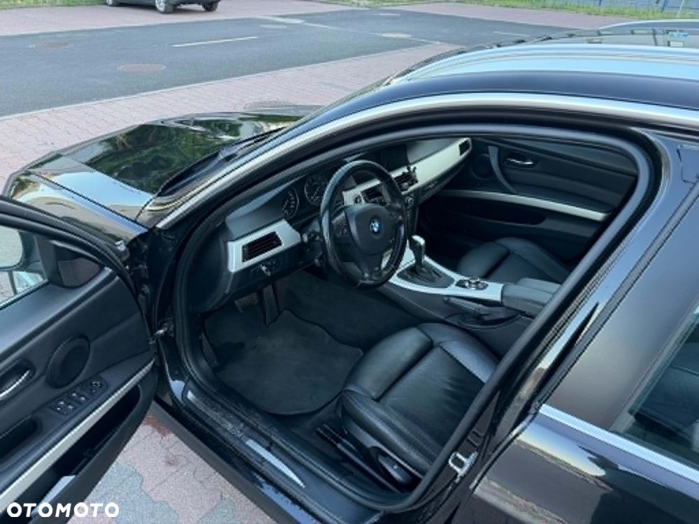 BMW Seria 3 325i xDrive - 4