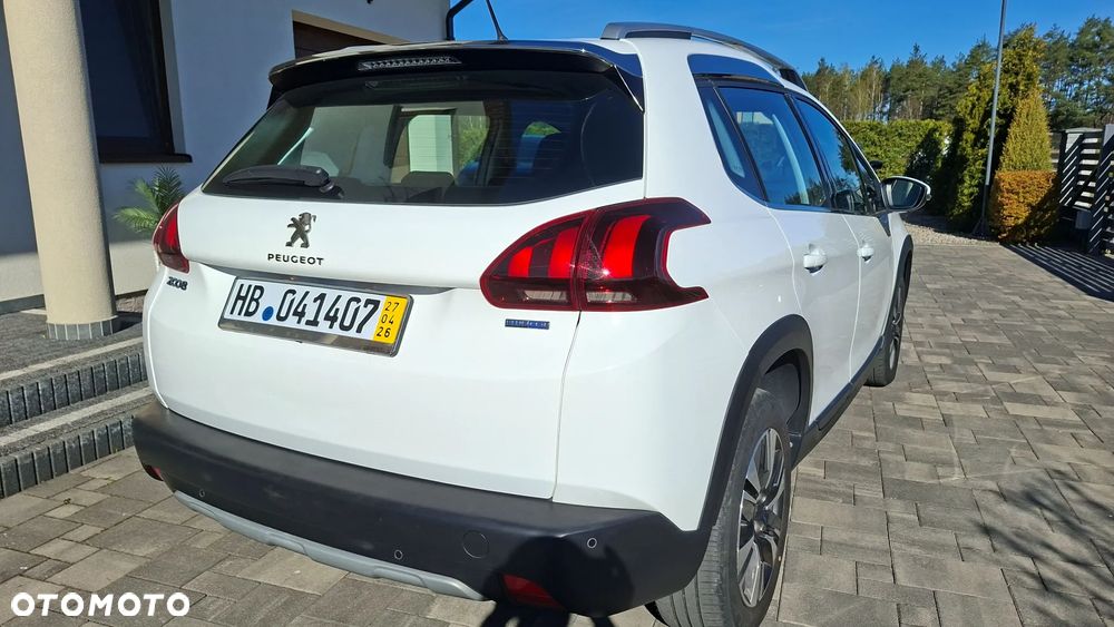 Peugeot 2008 - 4