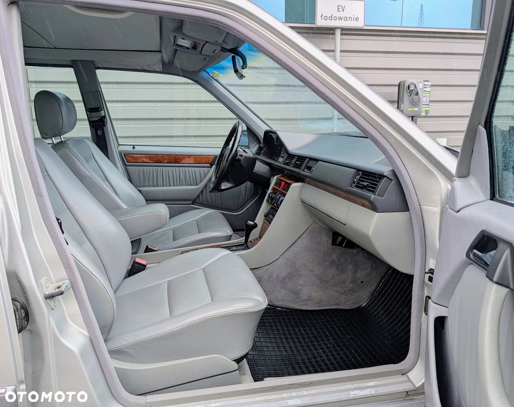 Mercedes-Benz W124 (1984-1993) - 7