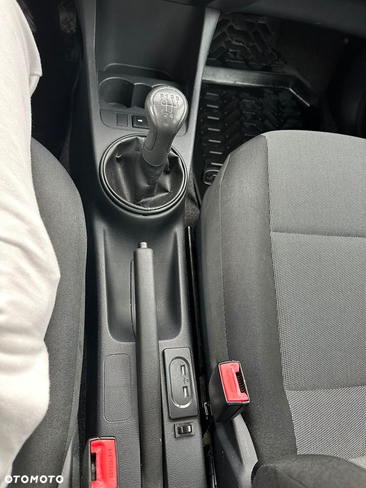 Skoda Fabia - 13