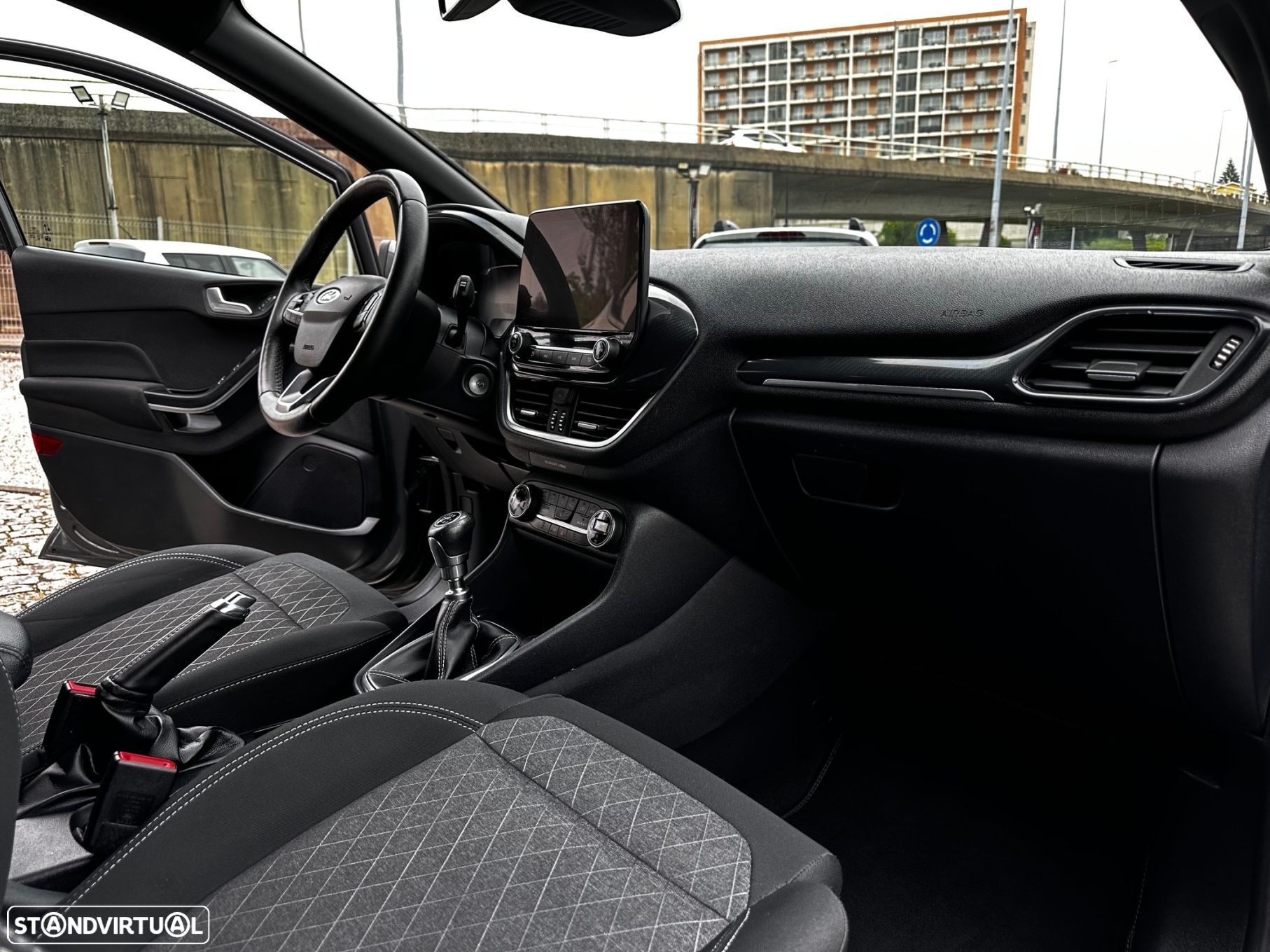 Ford Fiesta 1.0 EcoBoost Active+ - 19